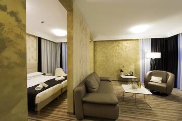 Фото номера Апартаменты Отель Hotel Kristoff г. Łaszków 2