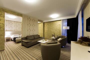 Фото номера Апартаменты Отель Hotel Kristoff г. Łaszków 5